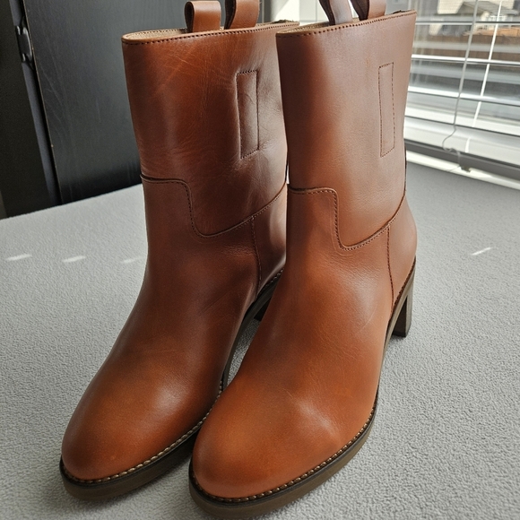 NWOT!!! Free People Tabby Bootie Color Tuscan Tan Cognac Size EU 39.5/ US 9-9.5 - Picture 3 of 6